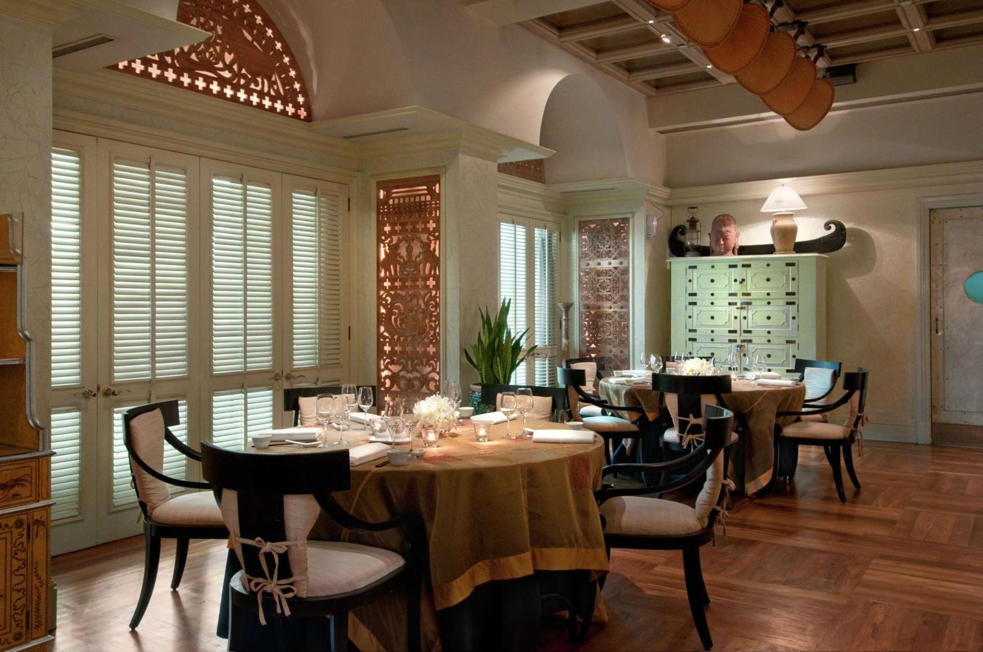 Hilton Mumbai International Airport Hotel Exterior foto The interior of the restaurant